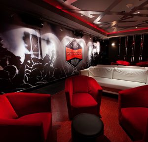 vinyl banners header